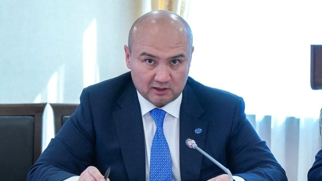 Бектенов «ҚазАвтоЖол» басшысына жол сапасына қатысты қатаң ескерту жасады