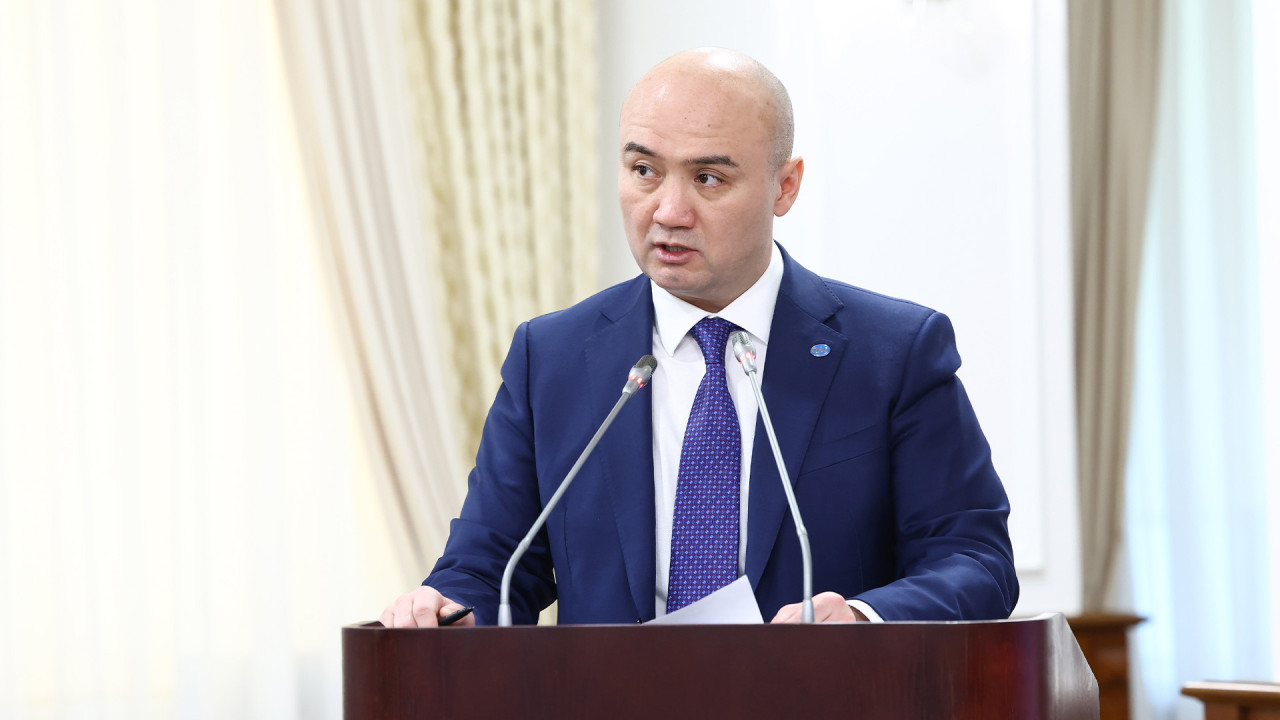 Бектенов сделал строгое предупреждение главе «ҚазАвтоЖол»