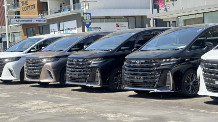 Бектенов Toyota Alphard көліктеріне жолаушы тасуға жол бермеуді тапсырды